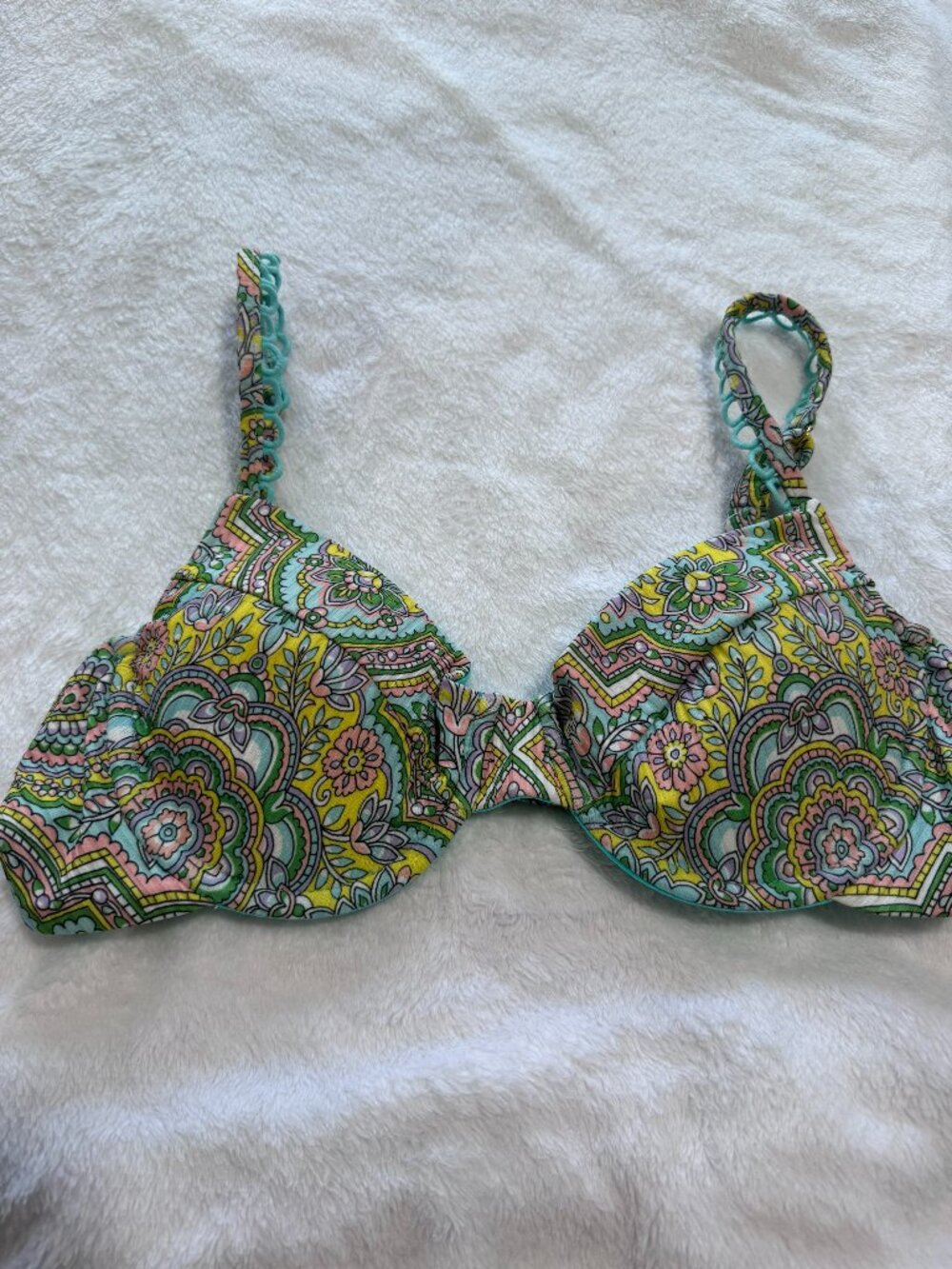 Becca by Rebecca | Virtue Martinique Sandy Underwire Bikini Top | Size S | Green